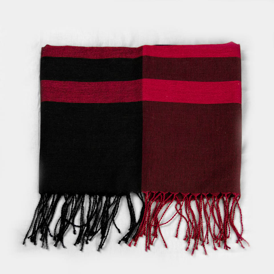 Aquatolia Dames, Hand gebreide sjaal - Rood Zwart