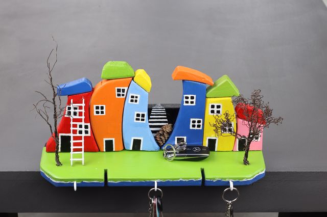 Aquatolia Handmade Wooden Wall Decor Colorful Houses With Key Hanger